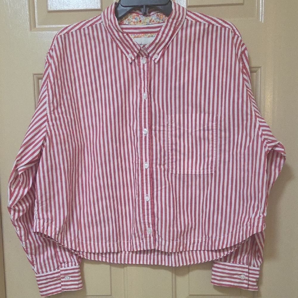 American Eagle Outfitters Red and White Striped Button-Down Shirt